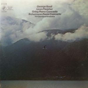 Edvard Grieg - Grieg Piano Concerto / Schumann Piano Concerto