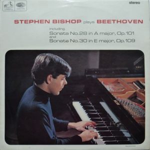Ludwig van Beethoven - Stephen Bishop Plays Beethoven