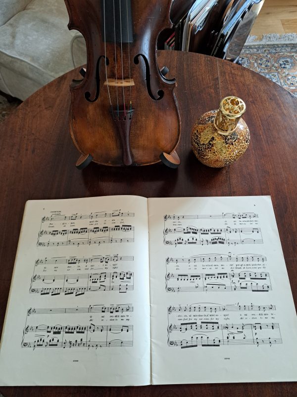 Mozart: Songs from Figaro: Book 1: Soprano - Image 2